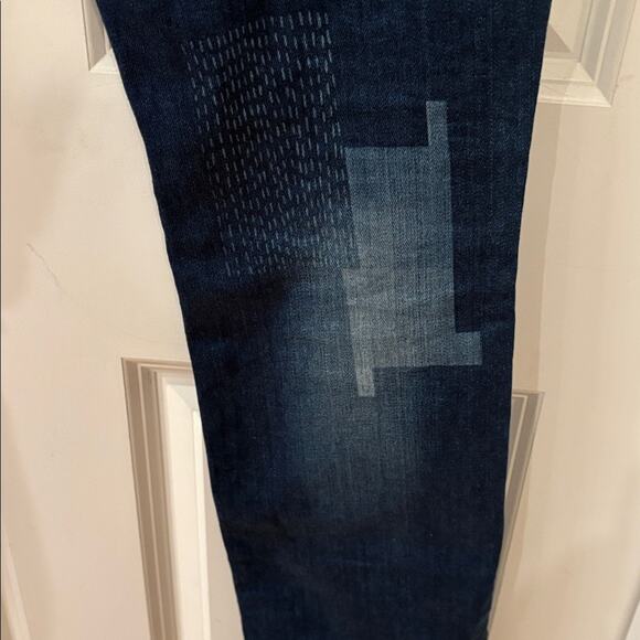 NWOT True Religion Cora Straight Leg Patched Jeans Size 29 - Picture 11 of 15